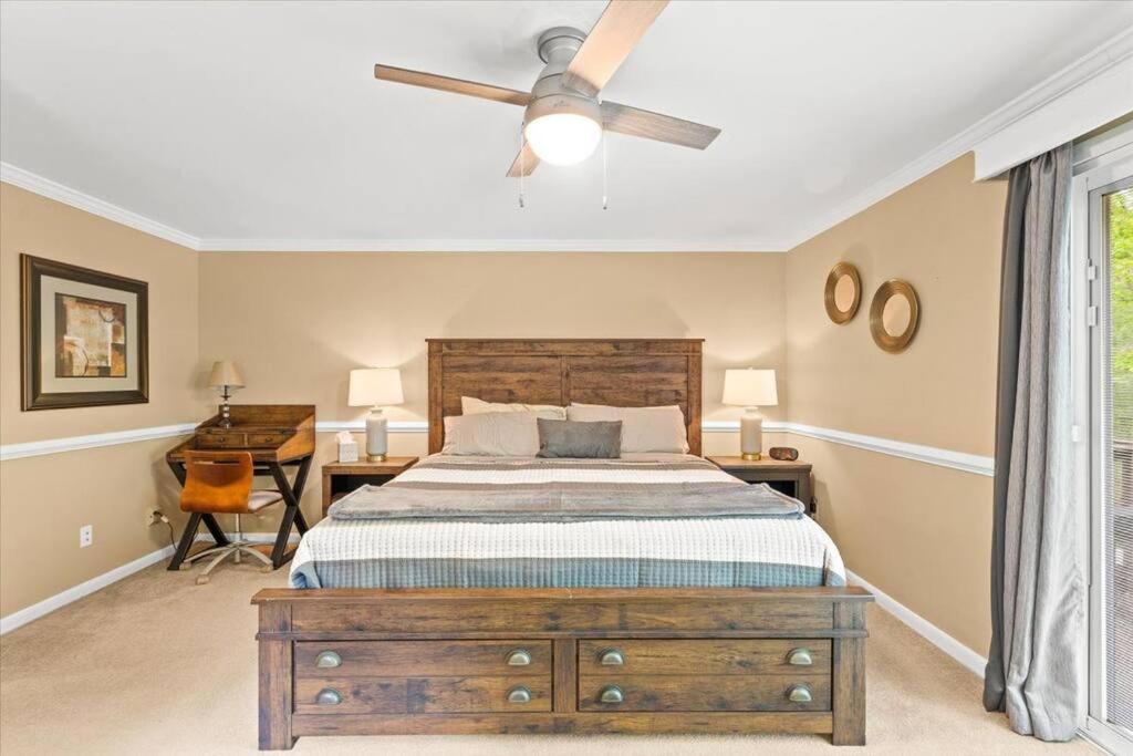 The Gingerbread House: 4 Bedroom Chalet, W/ Sunroom/Deck, Sleeps 12, Modern Amenities McGaheysville Zewnętrze zdjęcie
